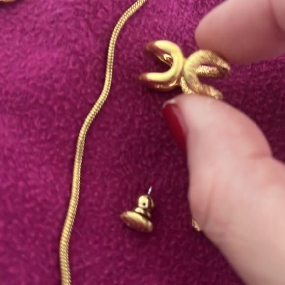 Diane Von Furstenberg DVF gold jewelry set - Picture 4 of 6